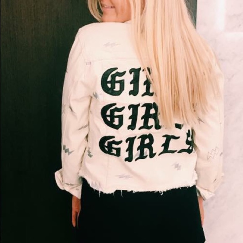Graphic denim jacket